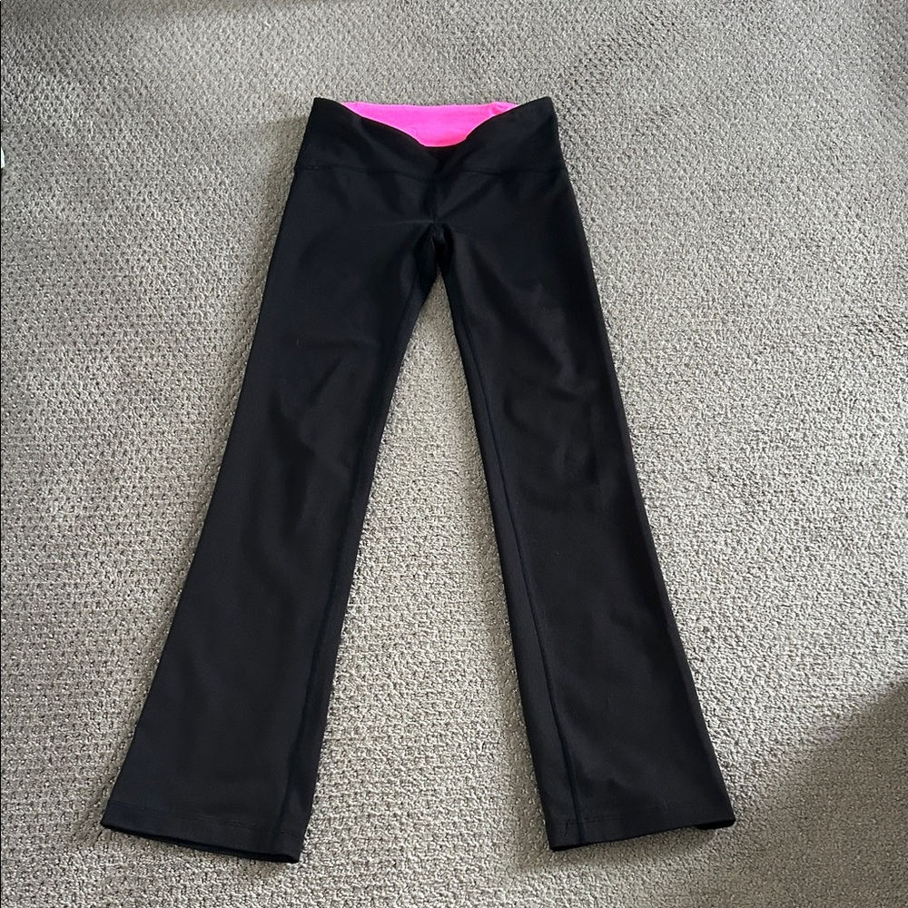 Lilly Pulitzer Black and Pink Leggings